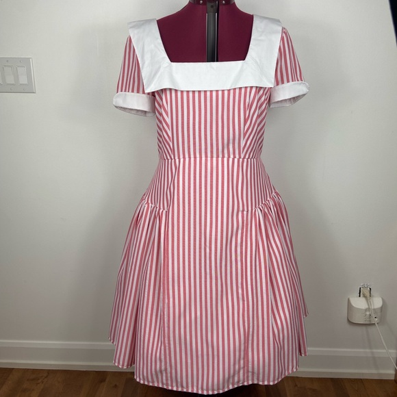 Vintage Inspired Square Neckline/Collar with Yoke Skirt Midi Dress - Picture 2 of 6